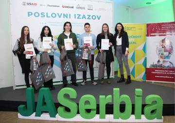 Селена Токовић освојила другу награду на Националном такмичењу „Пословни изазов“